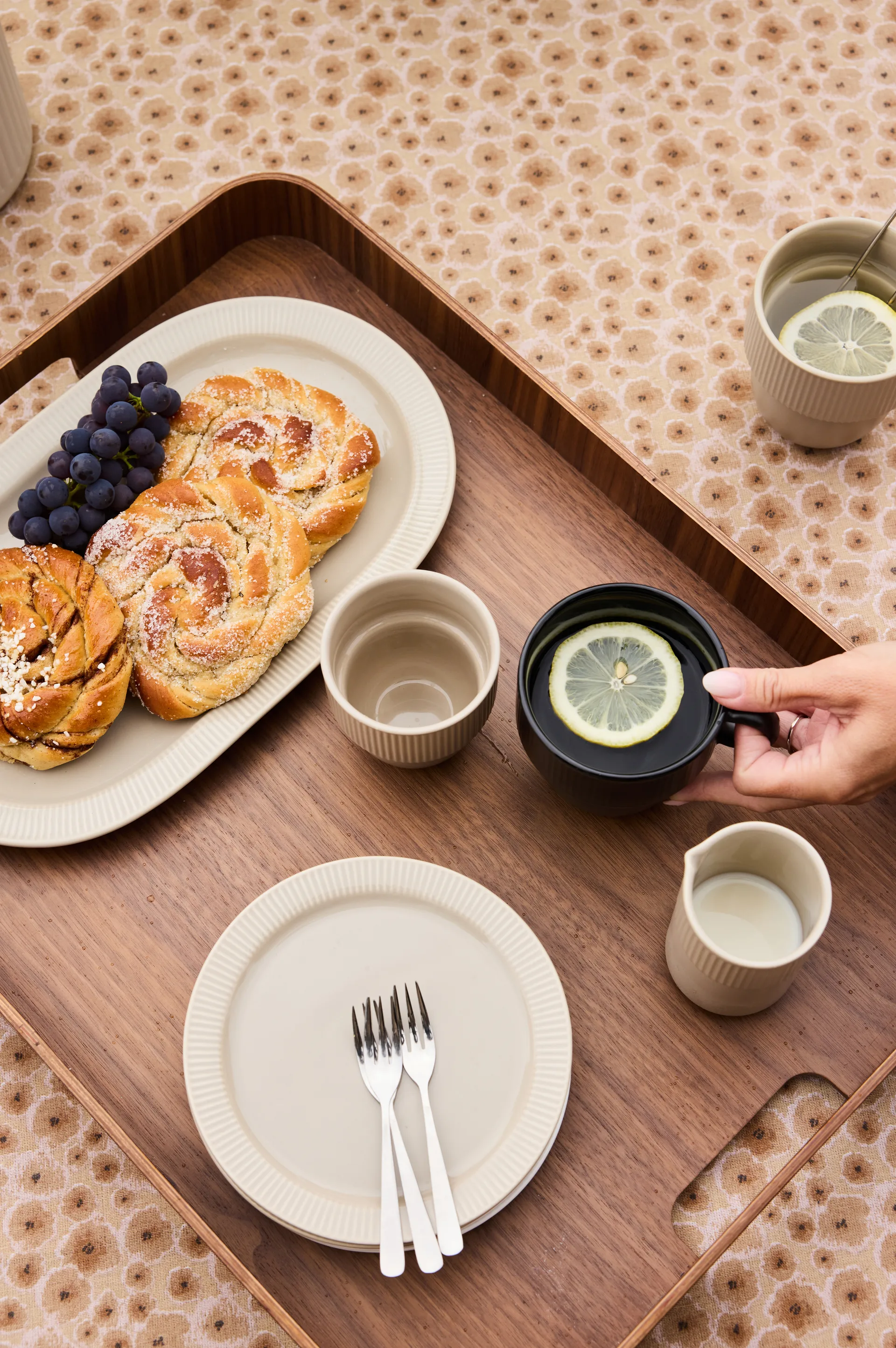 Inka サイドプレート, Beige-warm gray, Ø17 cm Sagaform | サガフォルム