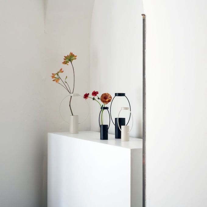 Moon 花瓶 21 cm, black Sagaform | サガフォルム