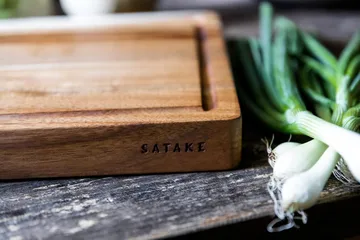Satake カッティングボード - アカシア オイル仕上げ 43.2x27.9x3.8 cm - Satake | セタケ