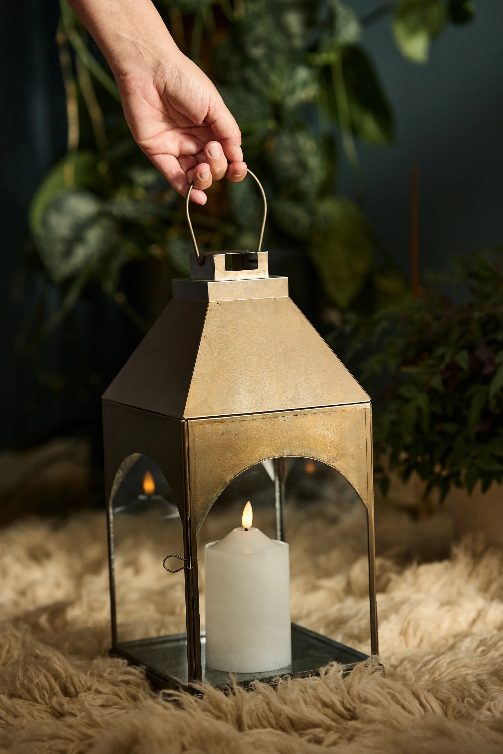 Bright ブロックキャンドル  LED 15 cm, White Scandi Essentials | スカンジエッセンシャルズ