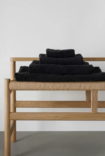 Drift タオル 30x50 cm - Black - Scandi Living | スカンジリビング