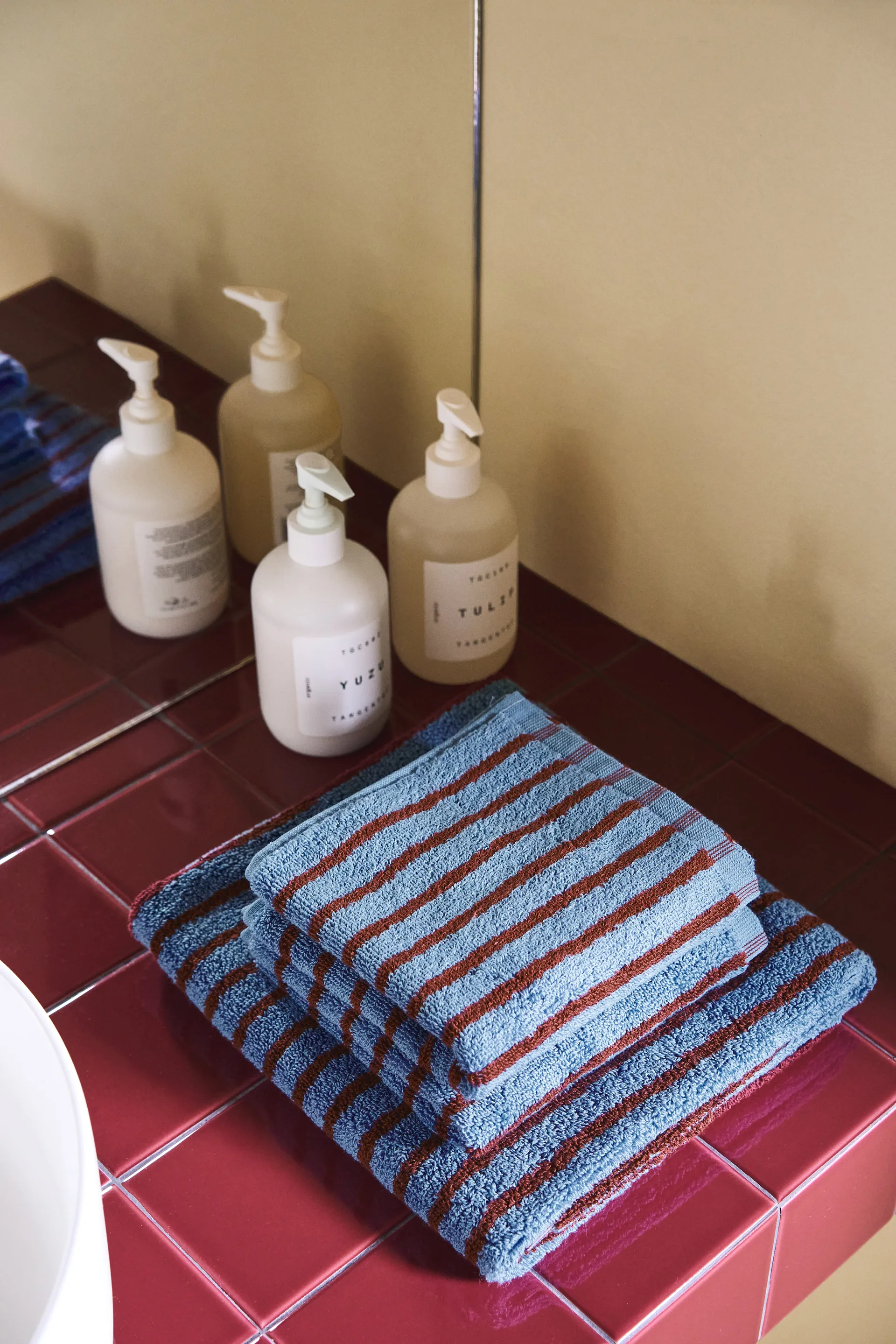 Drift タオルセット 4個 - Blue-Red Scandi Living | スカンジリビング