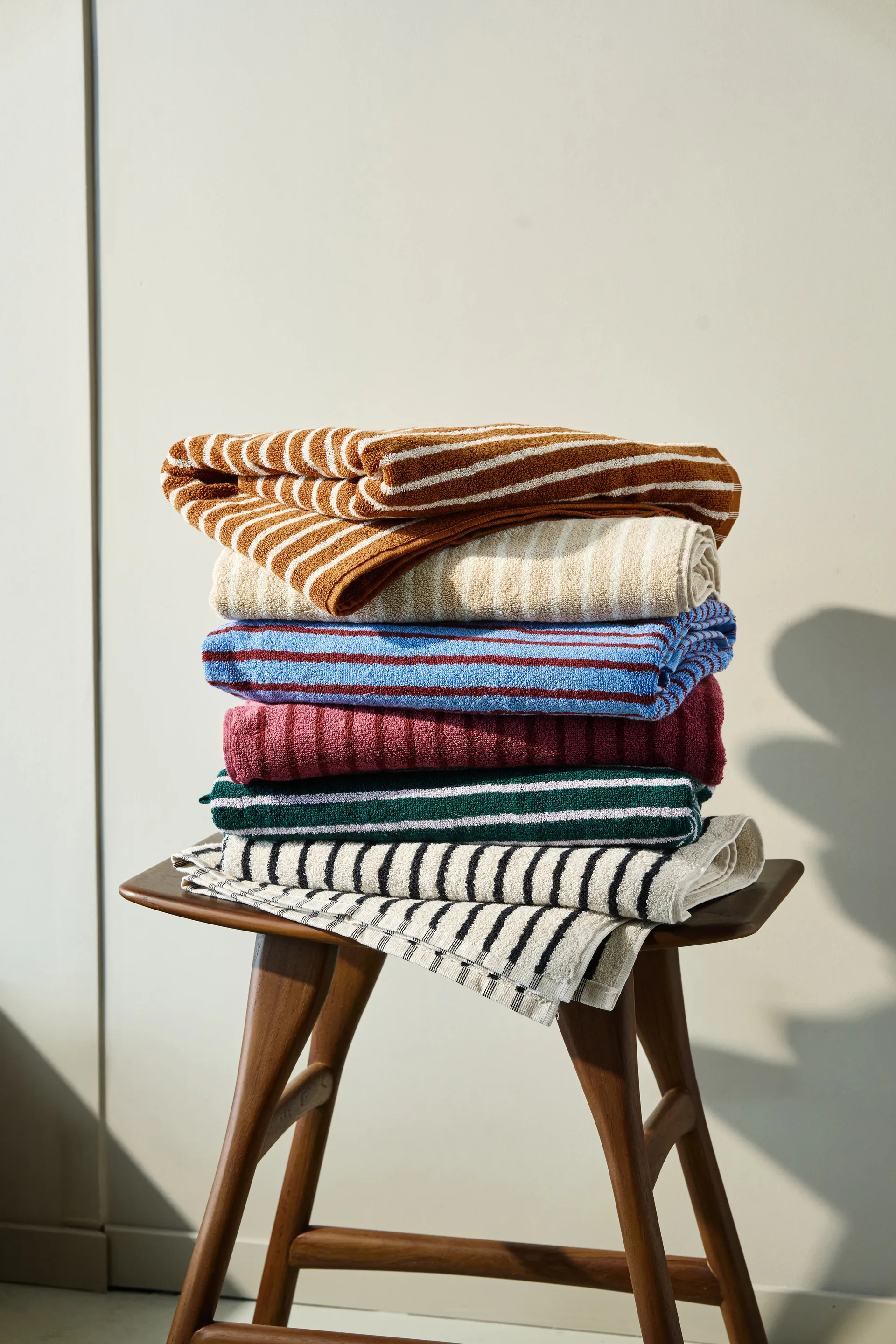 Drift バスタオル 70x140 cm, Brown-white Scandi Living | スカンジリビング