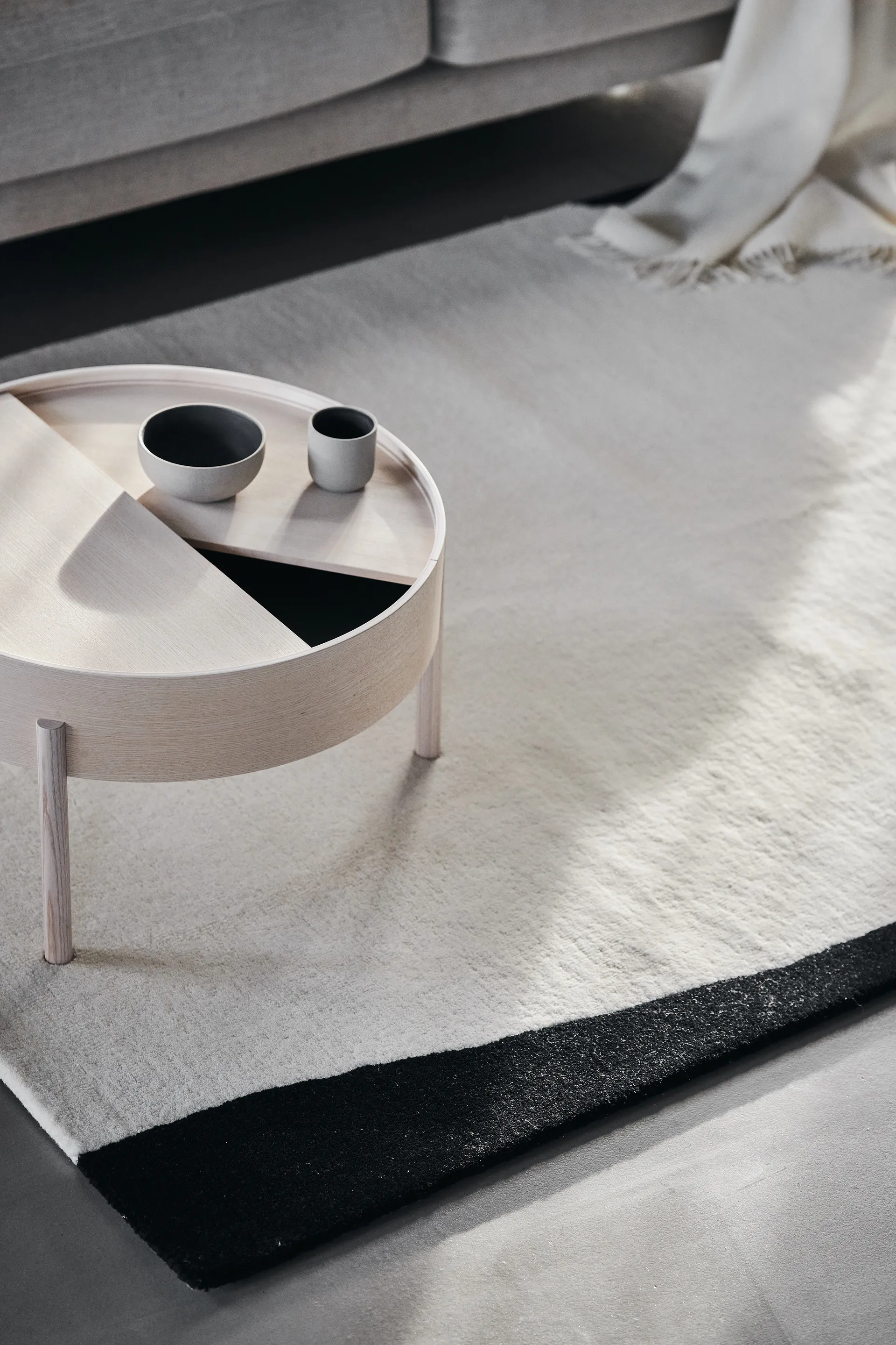 Flow ウールカーペット white-black, 170x240 cm Scandi Living | スカンジリビング