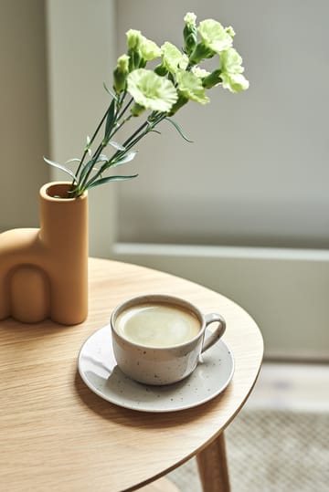 Freckle ソーサー付きカップ 26 cl - Beige - Scandi Living | スカンジリビング
