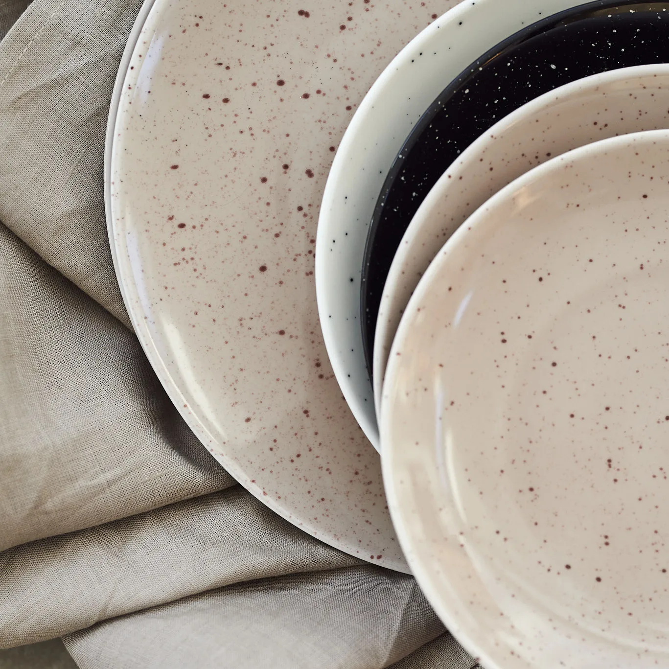 Scandi Living | スカンジリビング からのFreckle プレート Ø26 cm