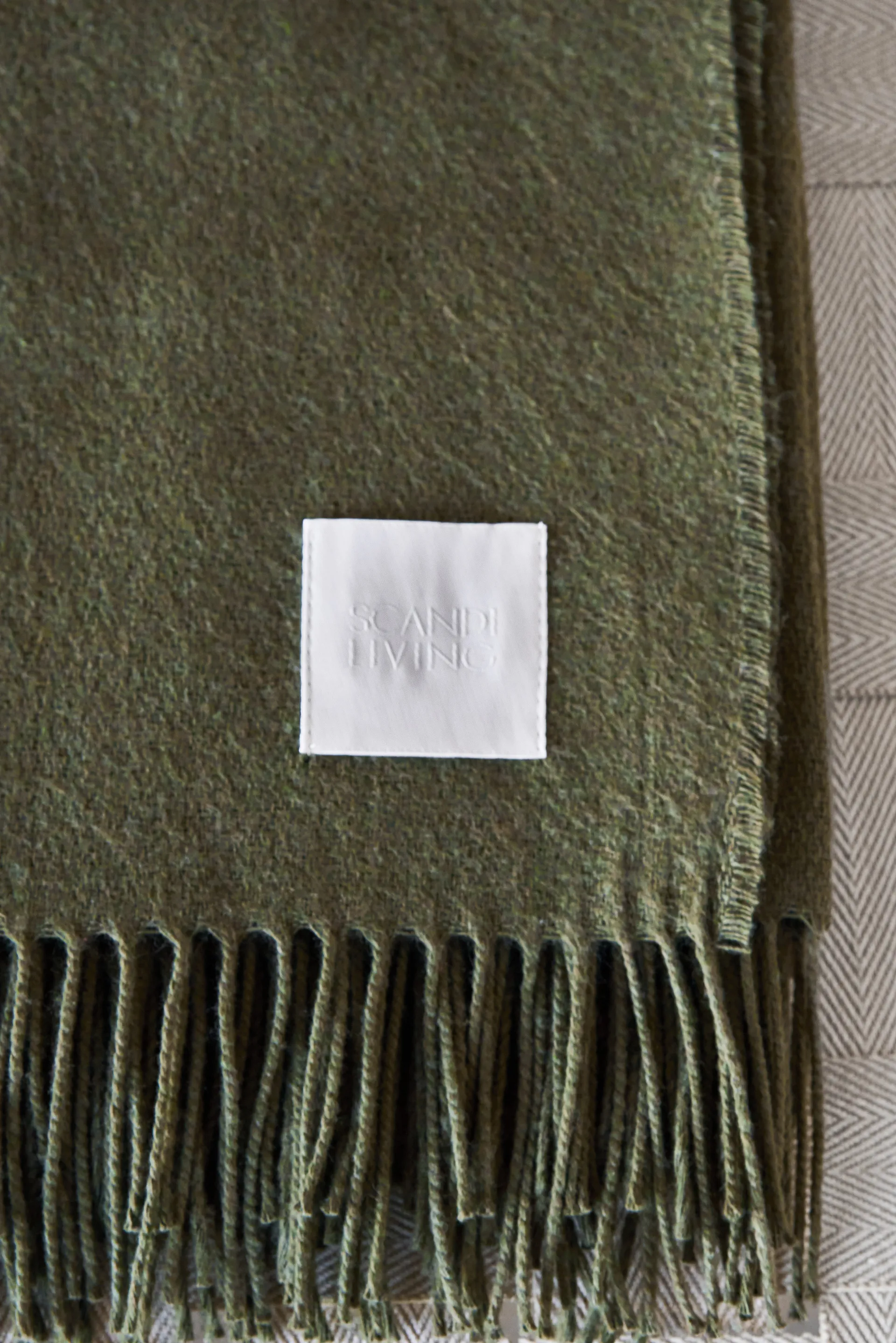 Loom コットンスロー 125x170 cm, Khaki Scandi Living | スカンジリビング