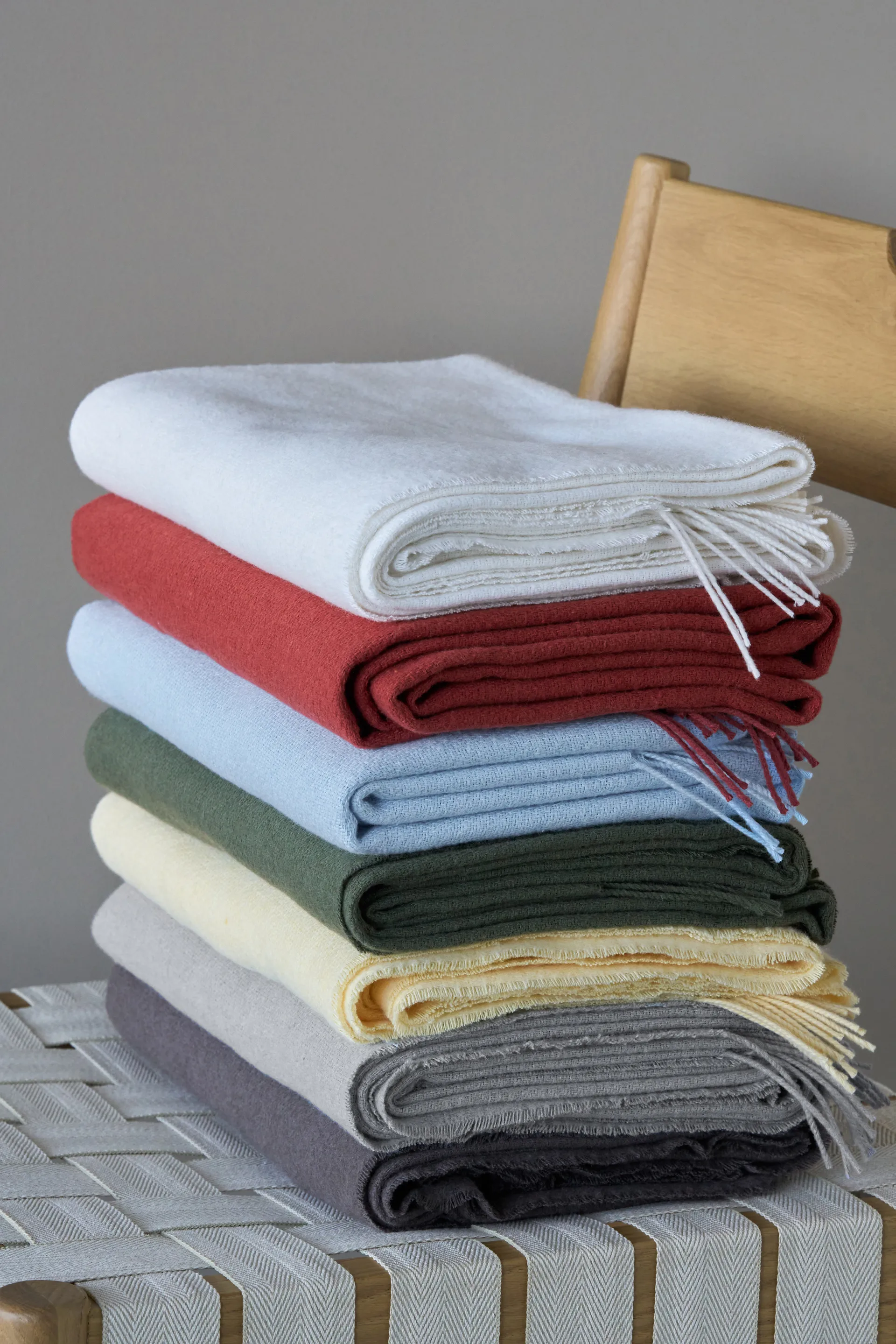 Loom コットンスロー 125x170 cm, Taupe Scandi Living | スカンジリビング