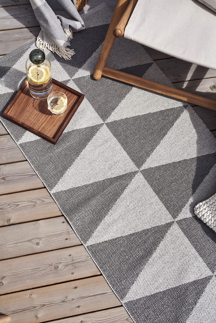 Rime プラスチックラグ grey, 150x200 cm Scandi Living | スカンジリビング
