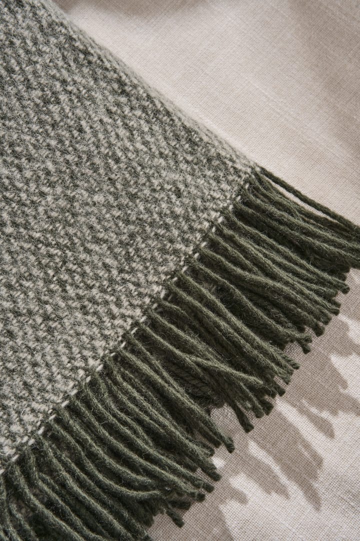 Sandstone ウールスロー 130x180 cm, Khaki green Scandi Living | スカンジリビング