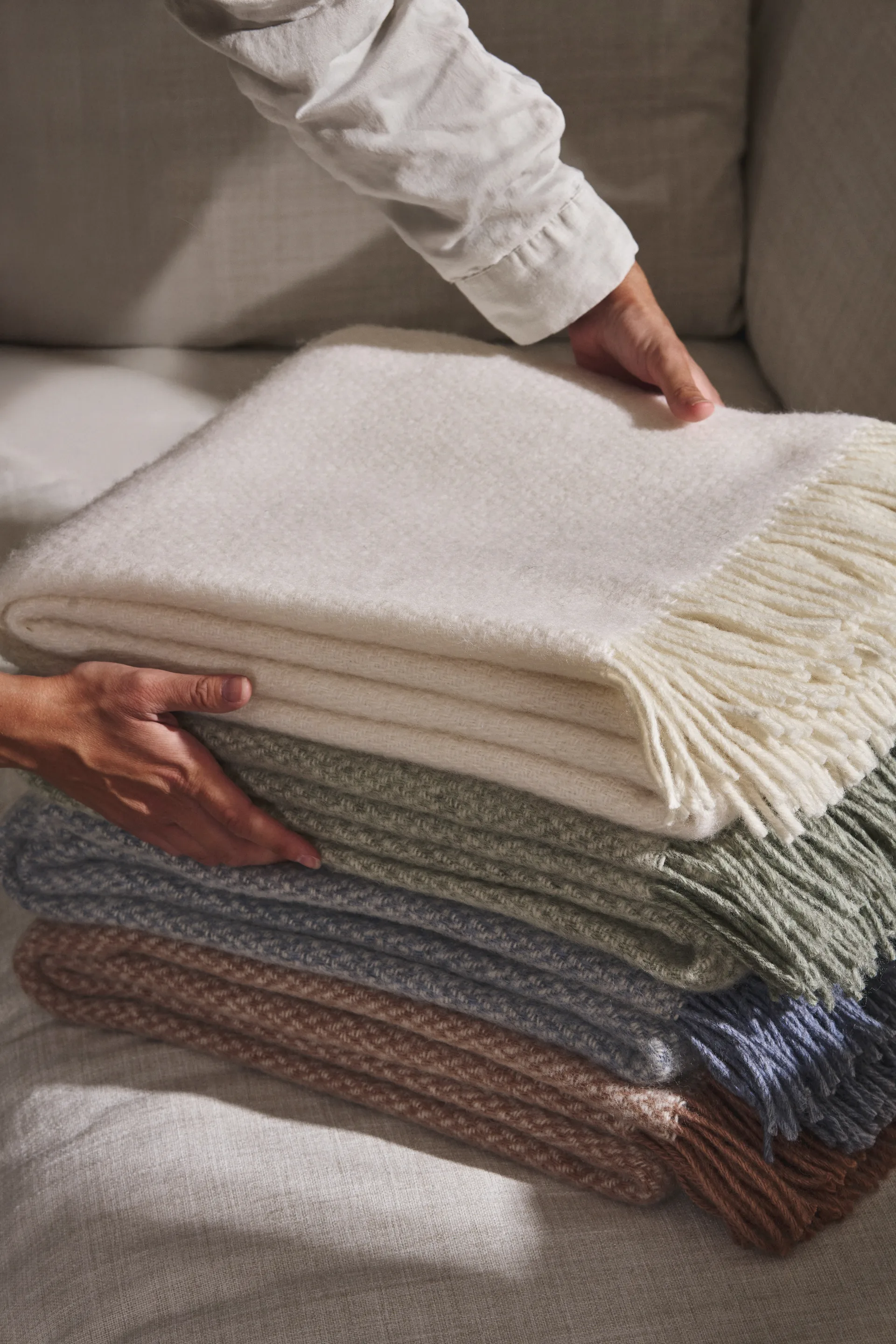 Sandstone ウールスロー 130x180 cm, Sage Melange Scandi Living | スカンジリビング