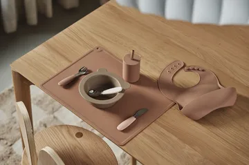 Silly よだれかけ シリコン 2枚セット - Vanilla-hazelnut - Scandi Living | スカンジリビング