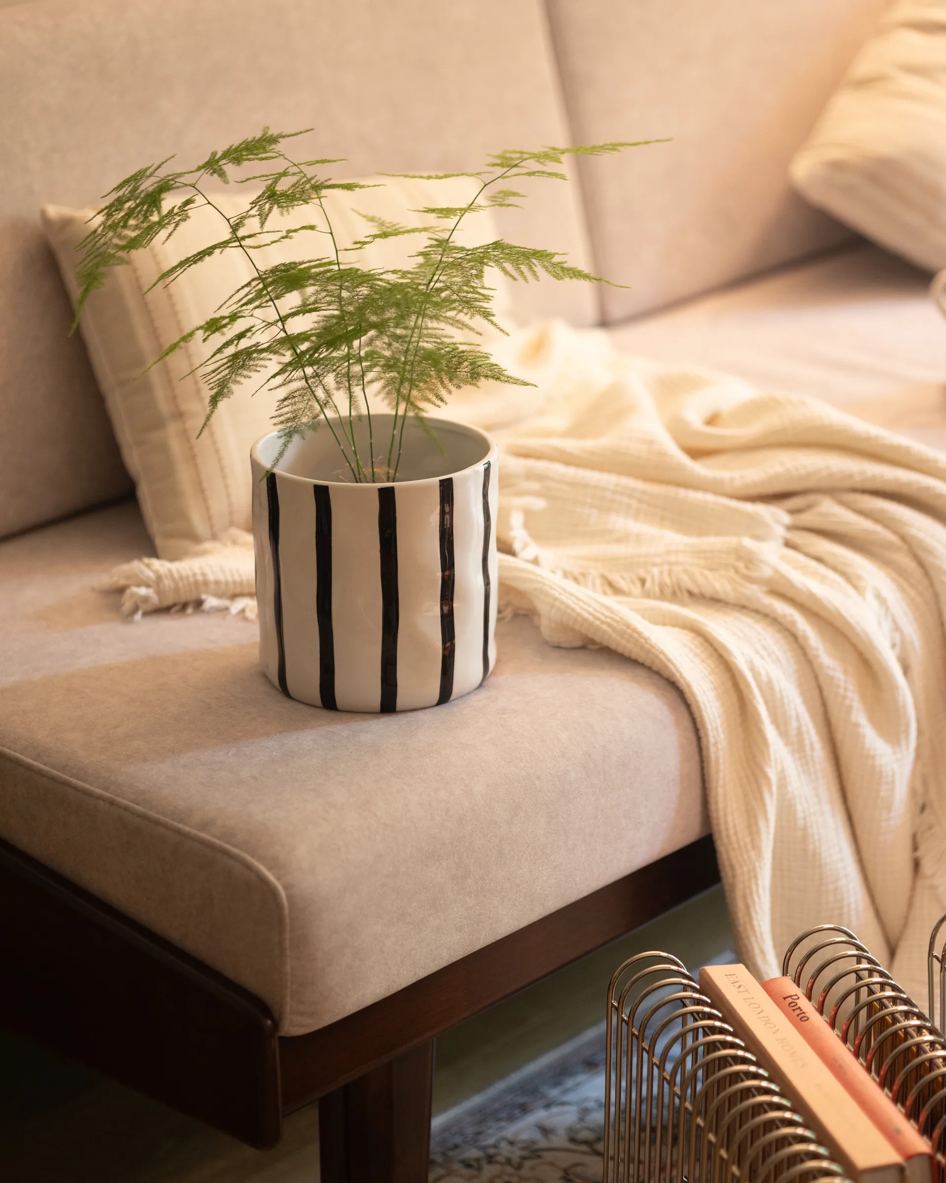 Thrive 植木鉢 Ø16 cm, White-black Scandi Living | スカンジリビング