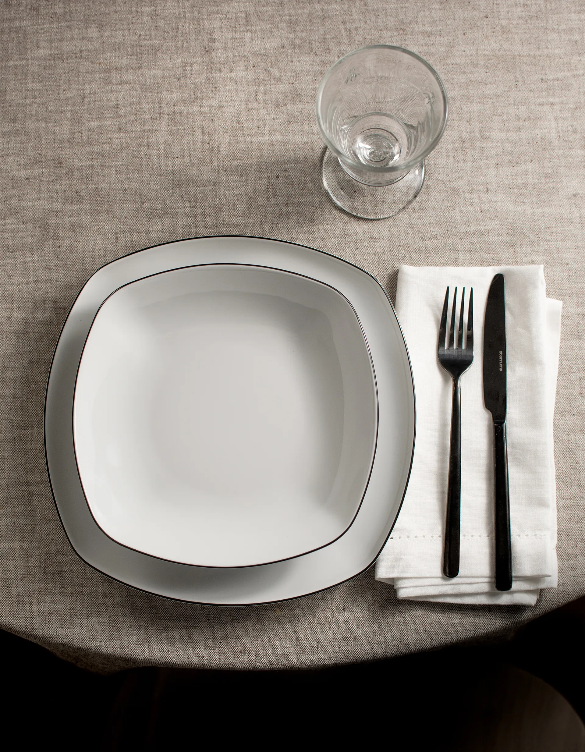 Lido black line サービスセット スクエア 12点, White with black edge Seltmann Weiden