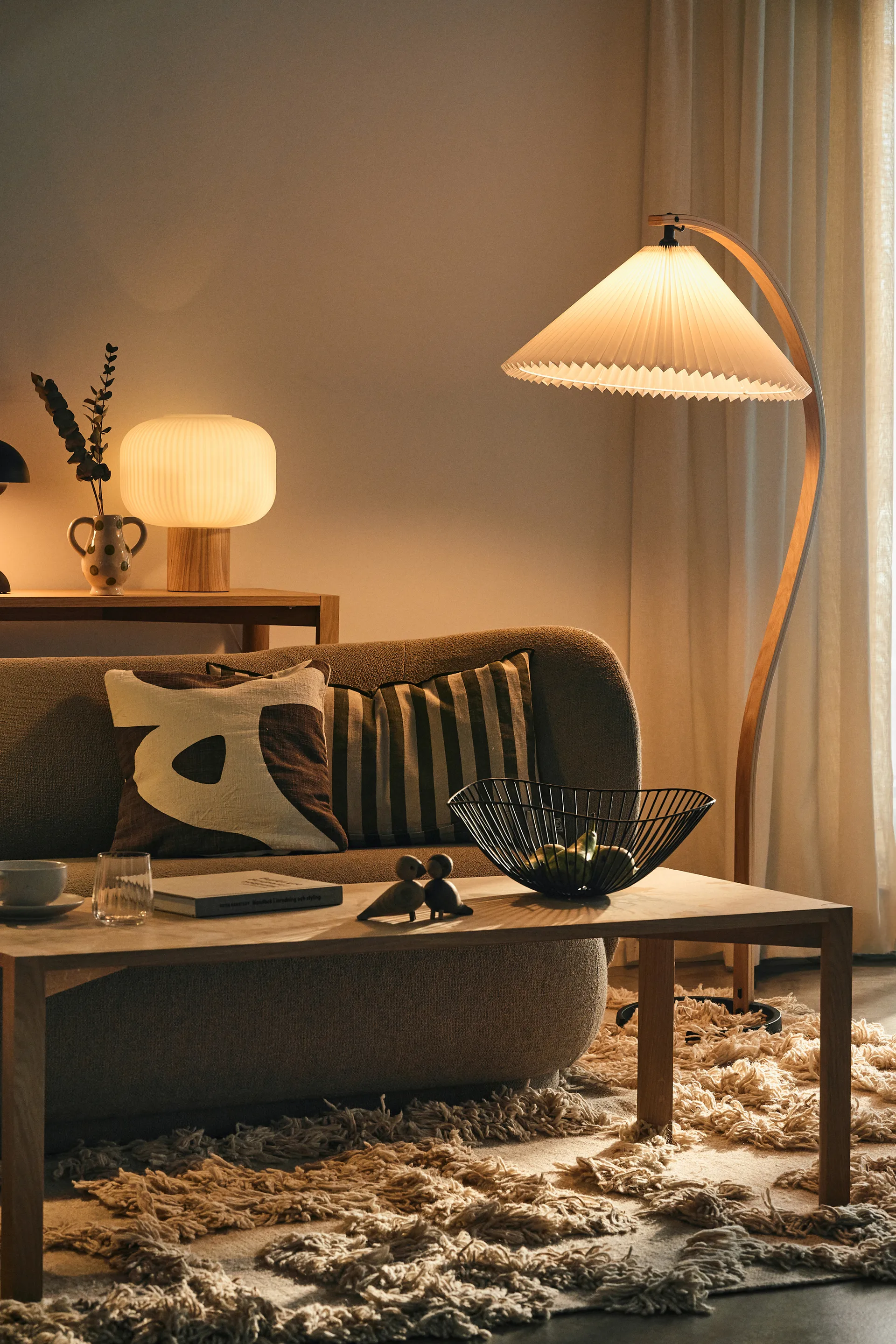 Cesira フルーツボウル 39 cm, black Serax | セラックス