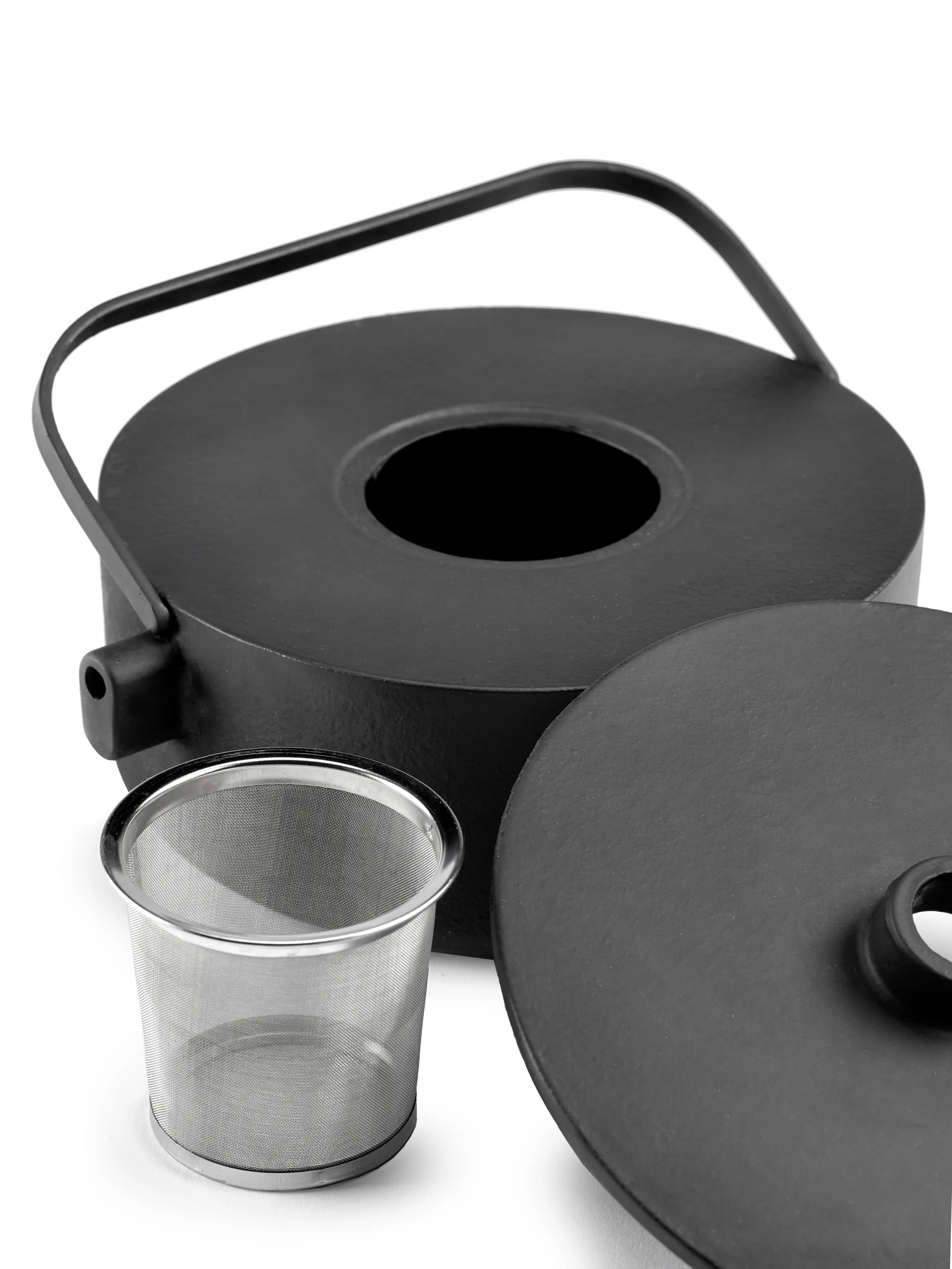 Collage ティーポット キャストアイロン 1.2 l, Black Serax | セラックス