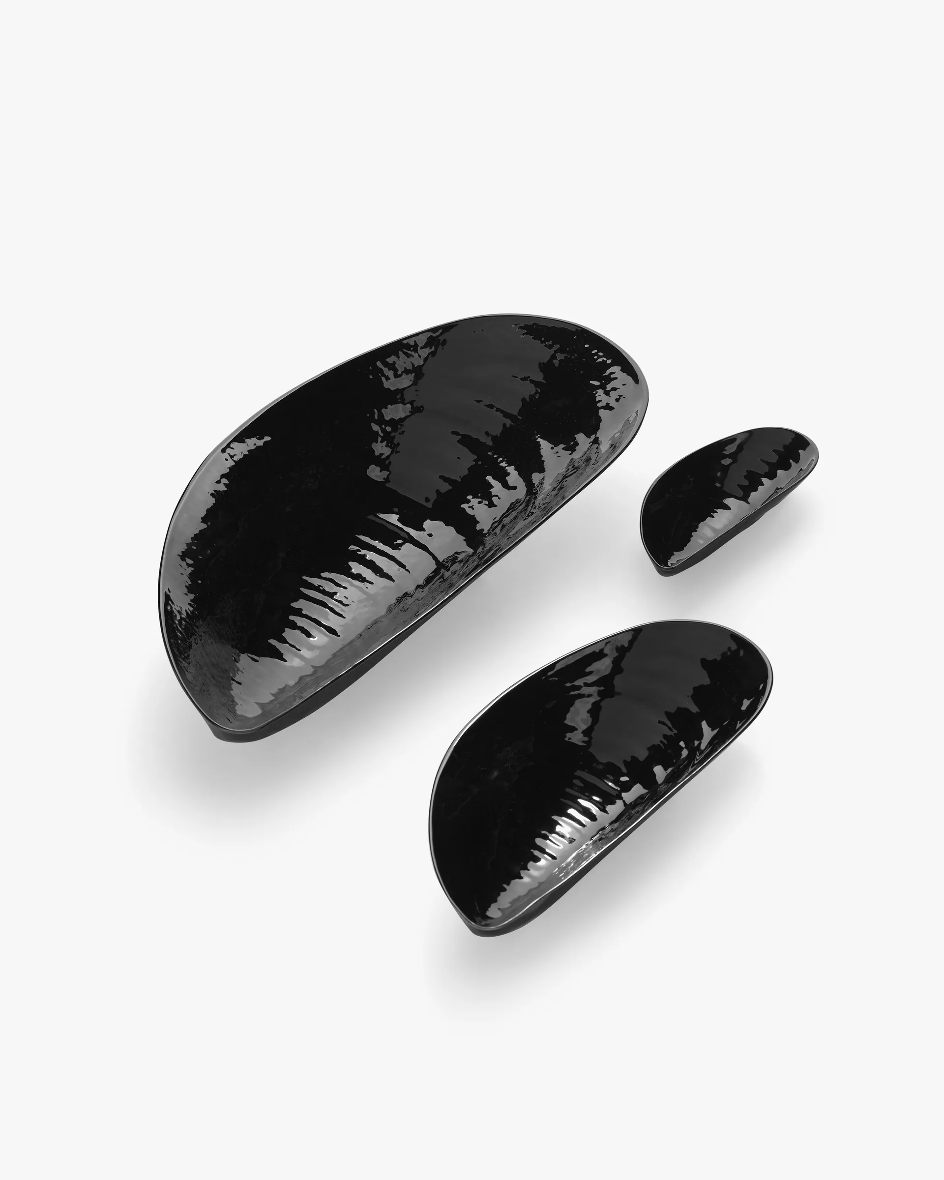 Les Objets Mouleversants Marcel ボウル M 14x30.5 cm, Black Serax | セラックス