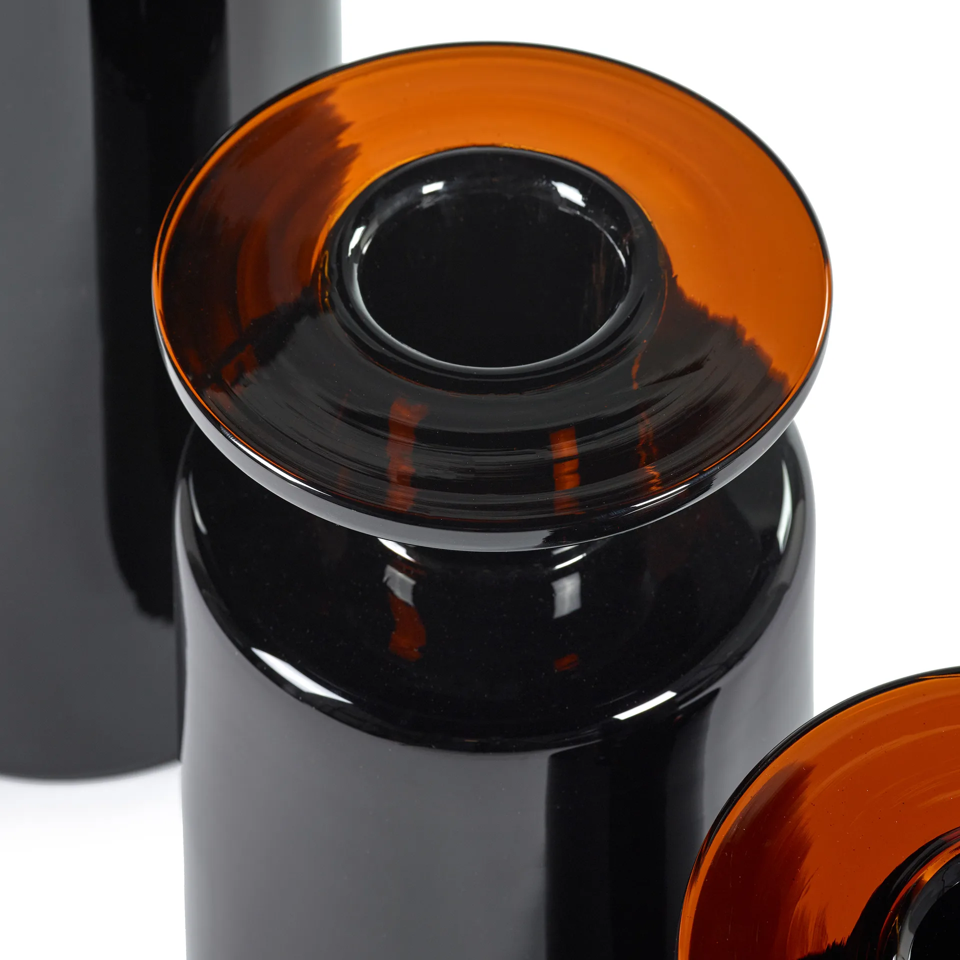 Wind and Fire 花瓶 27 cm, black-dark brown Serax | セラックス