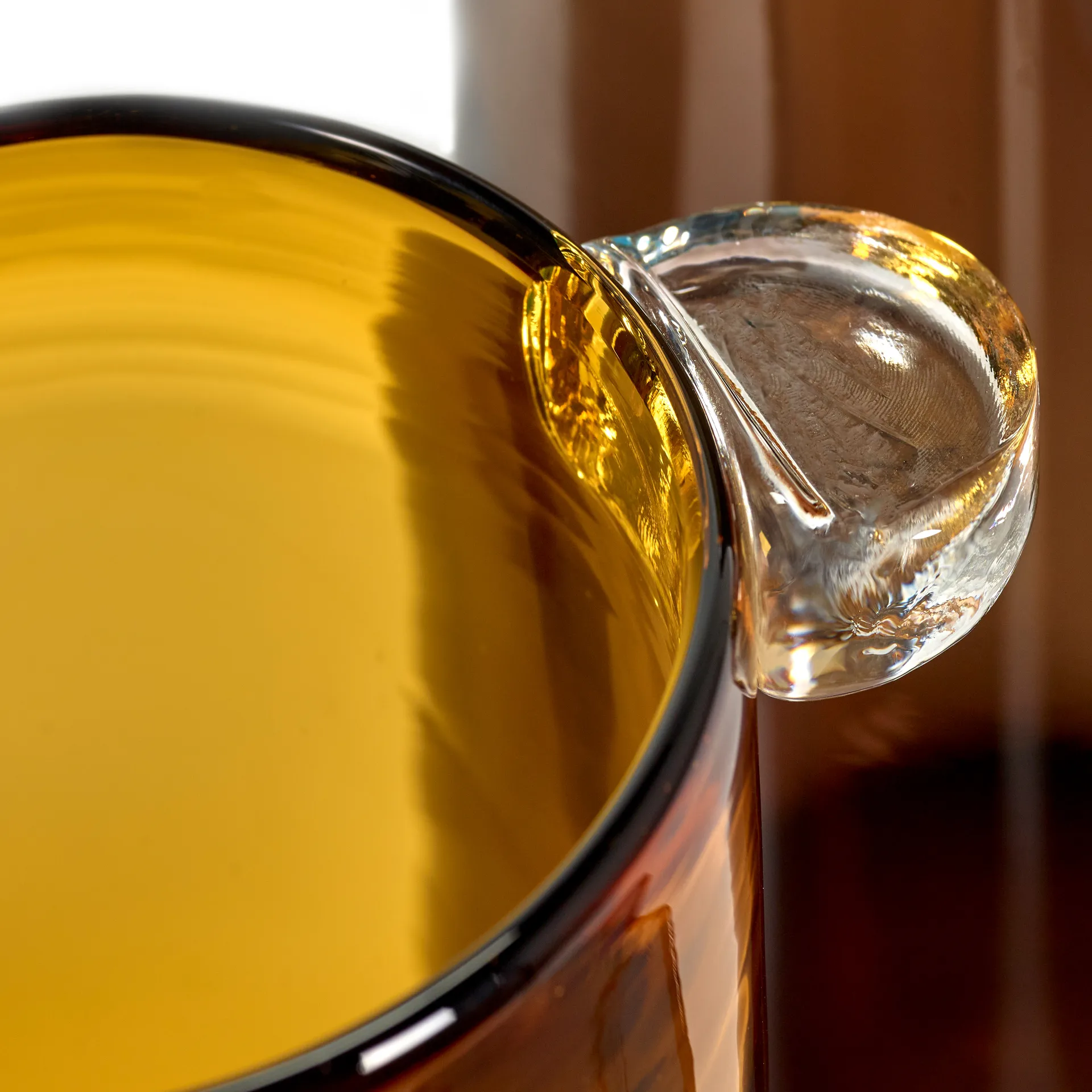 Wind and Fire 花瓶 ハンドル付きs 24 cm, amber Serax | セラックス