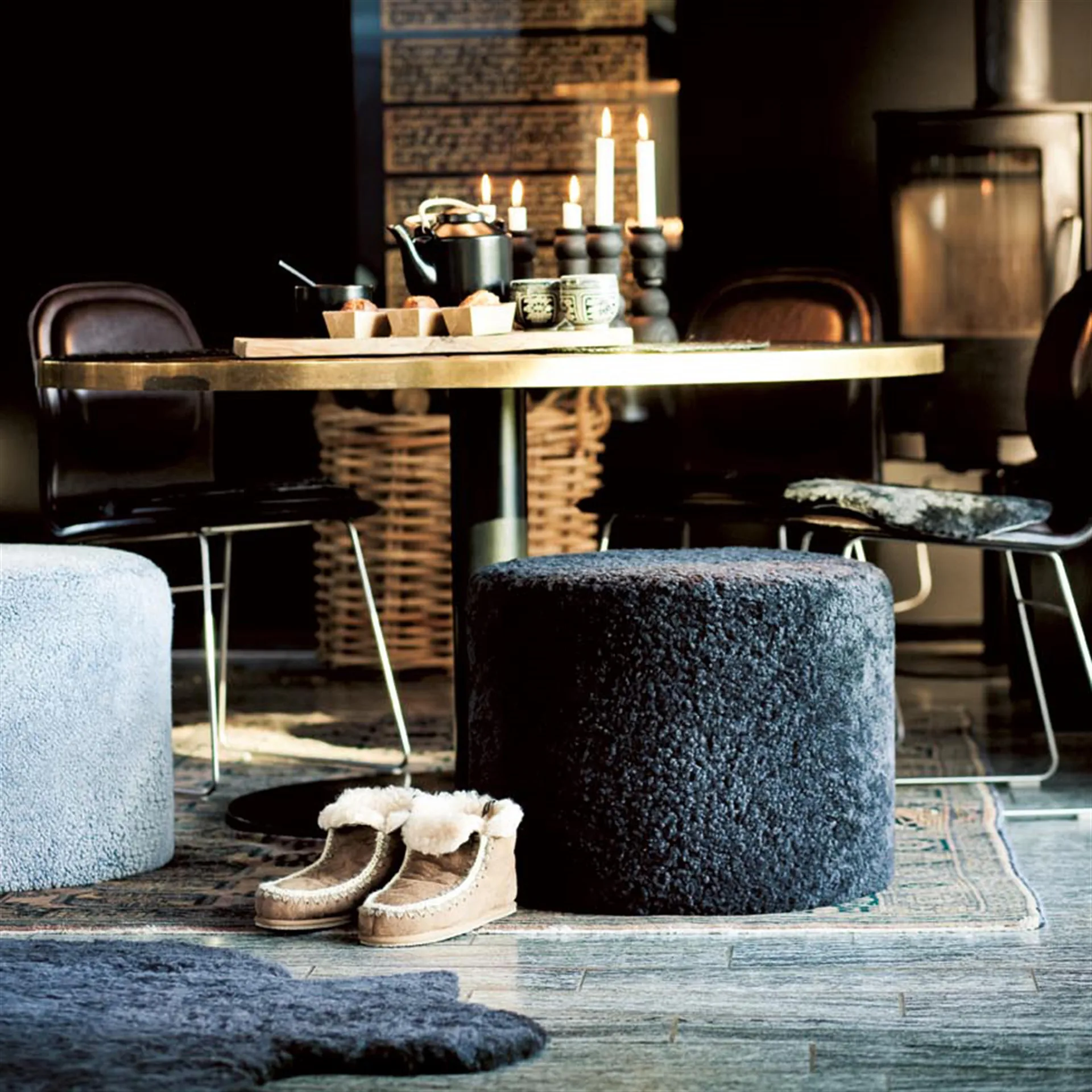 シェパード プーフ Frida, graphite grey Shepherd of Sweden | シェパード