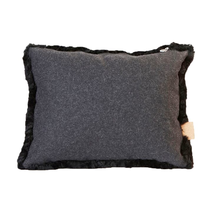 シェパード Lina シープスキン クッション 40 x 30 cm, black Shepherd of Sweden | シェパード