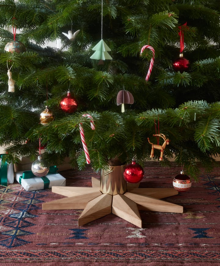Stella クリスマスツリーベース Ø50.5 cm, Oak Skagerak | スケアラック