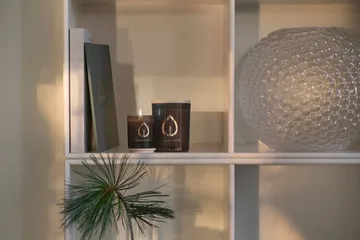 Hygge Gold Symbol キャンドルホルダー付きキャンドル - 200 g - Skandinavisk | スカンジナビスク