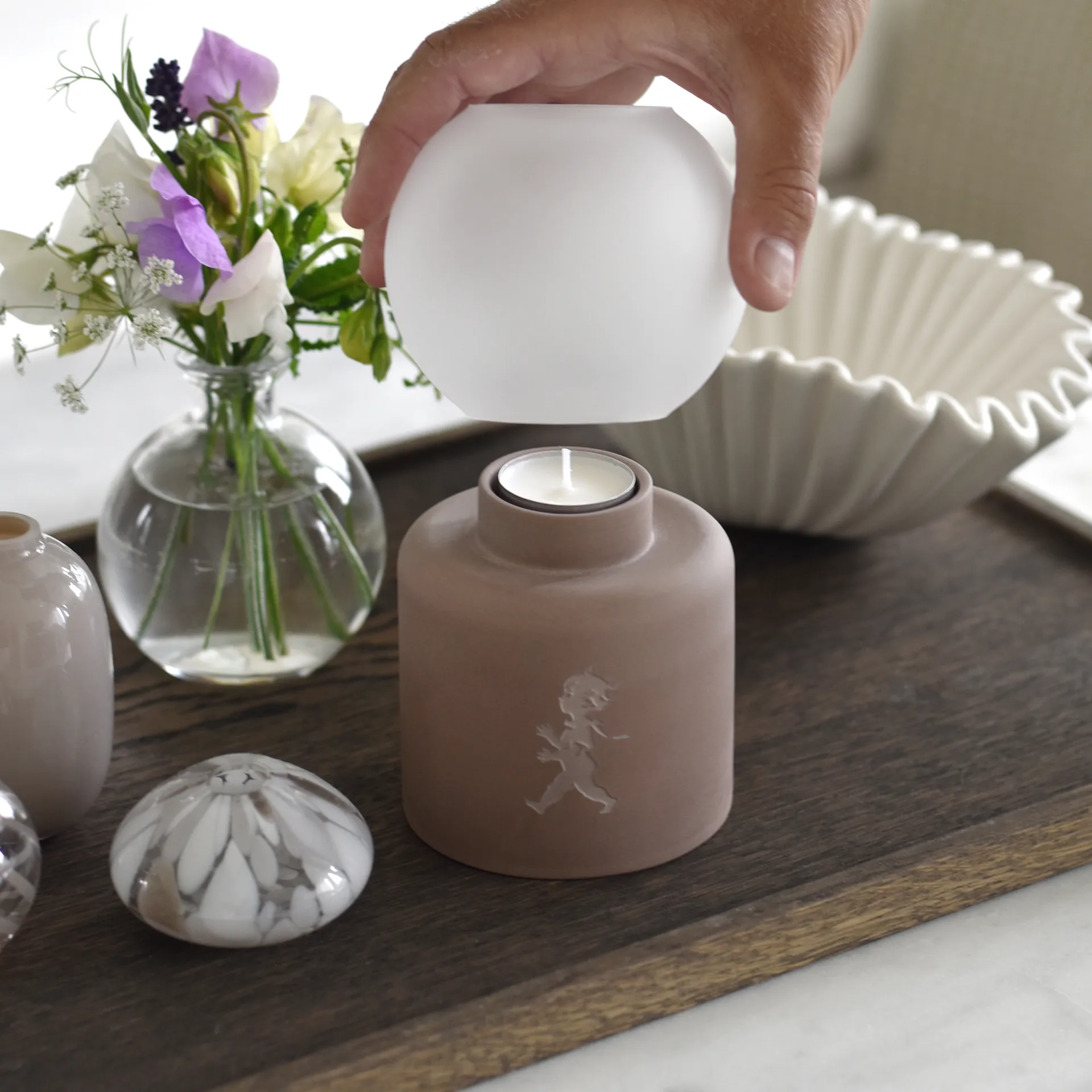 Globe ティーライトホルダー Ø9.5x17 cm, Brown Solstickan Design