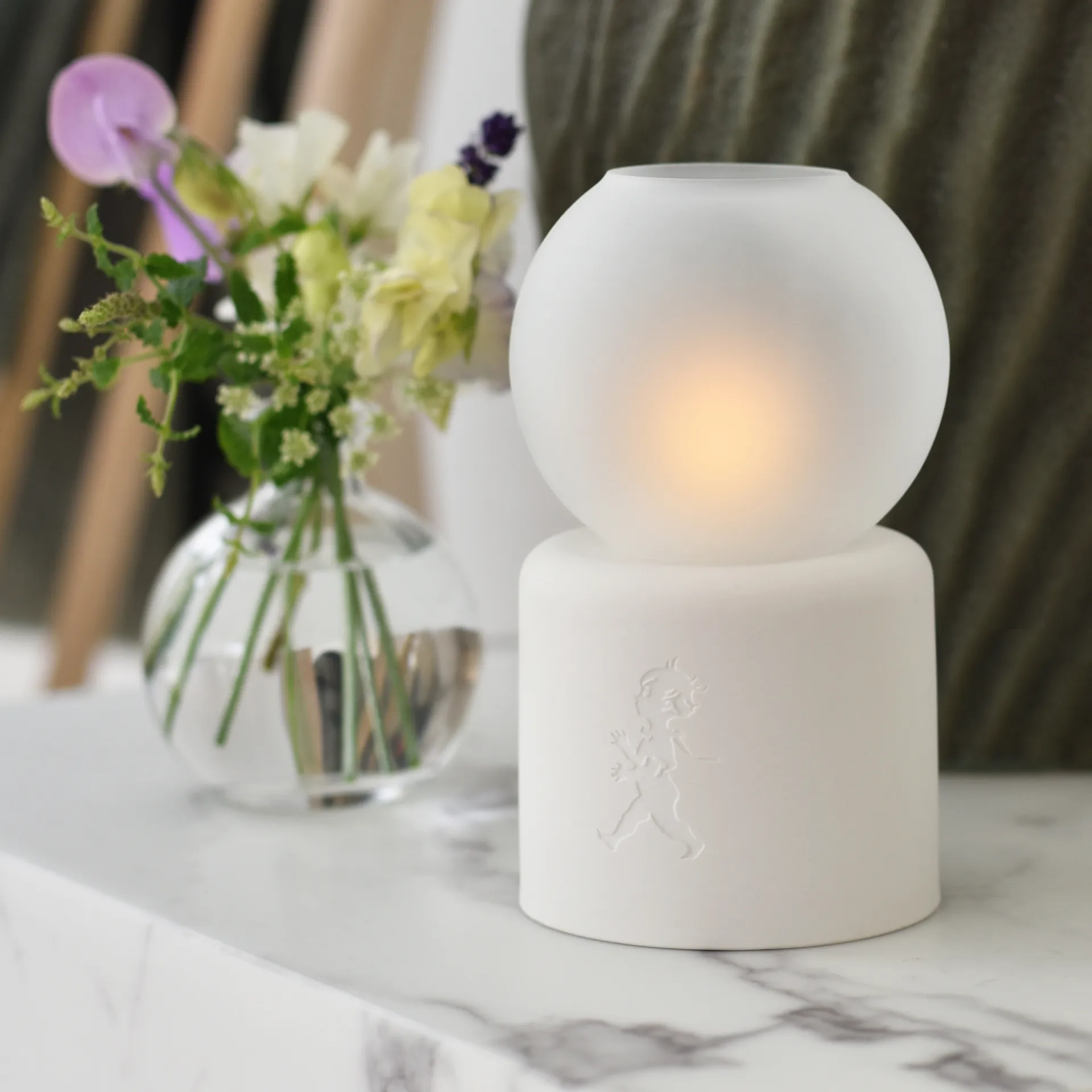 Globe ティーライトホルダー Ø9.5x17 cm, White Solstickan Design