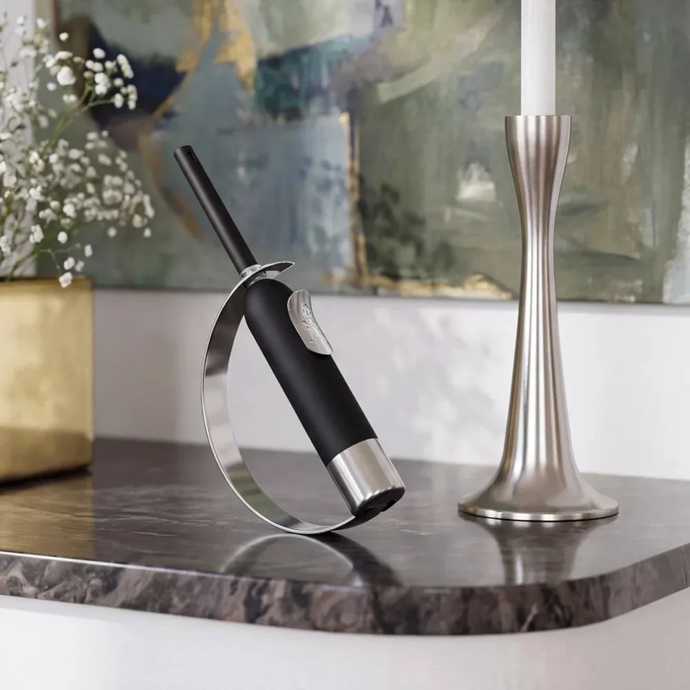 Solstickan 使い捨てライター, Black-silver Solstickan Design