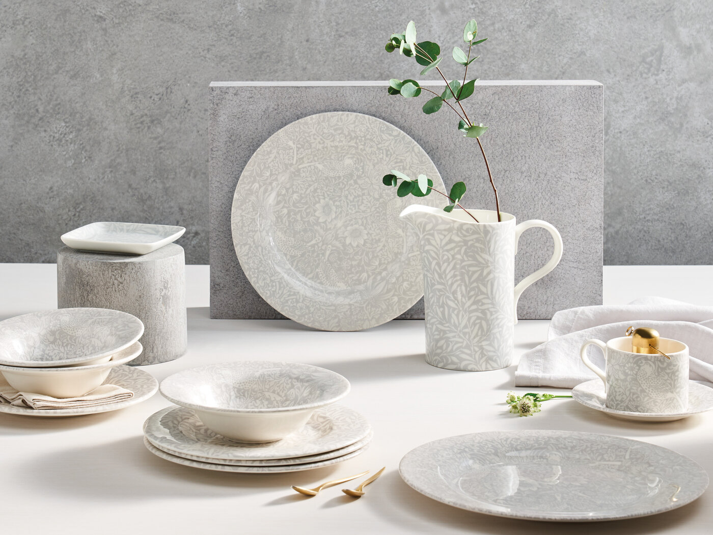 Spode | スポード からのStrawberry Thief ボウル Ø19 cm Spode | スポード からのStrawberry Thief ボウル Ø19 cm