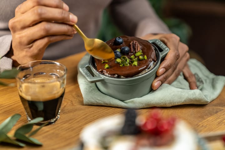 ストウブ ラウンドココット 鋳鉄 0.25 L, Eucalyptus wood STAUB | ストウブ