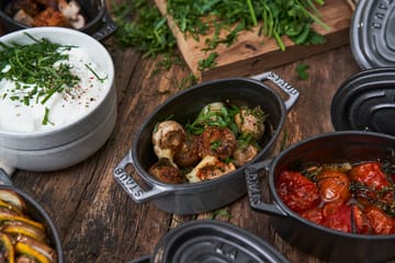 ストウブ オーバル ミニココット 鋳鉄 0.25 L - Graphite gray - STAUB | ストウブ
