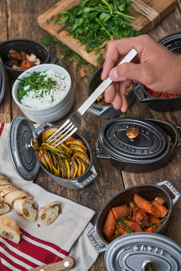 ストウブ オーバルココット 鋼鉄 0.6 L, Black STAUB | ストウブ