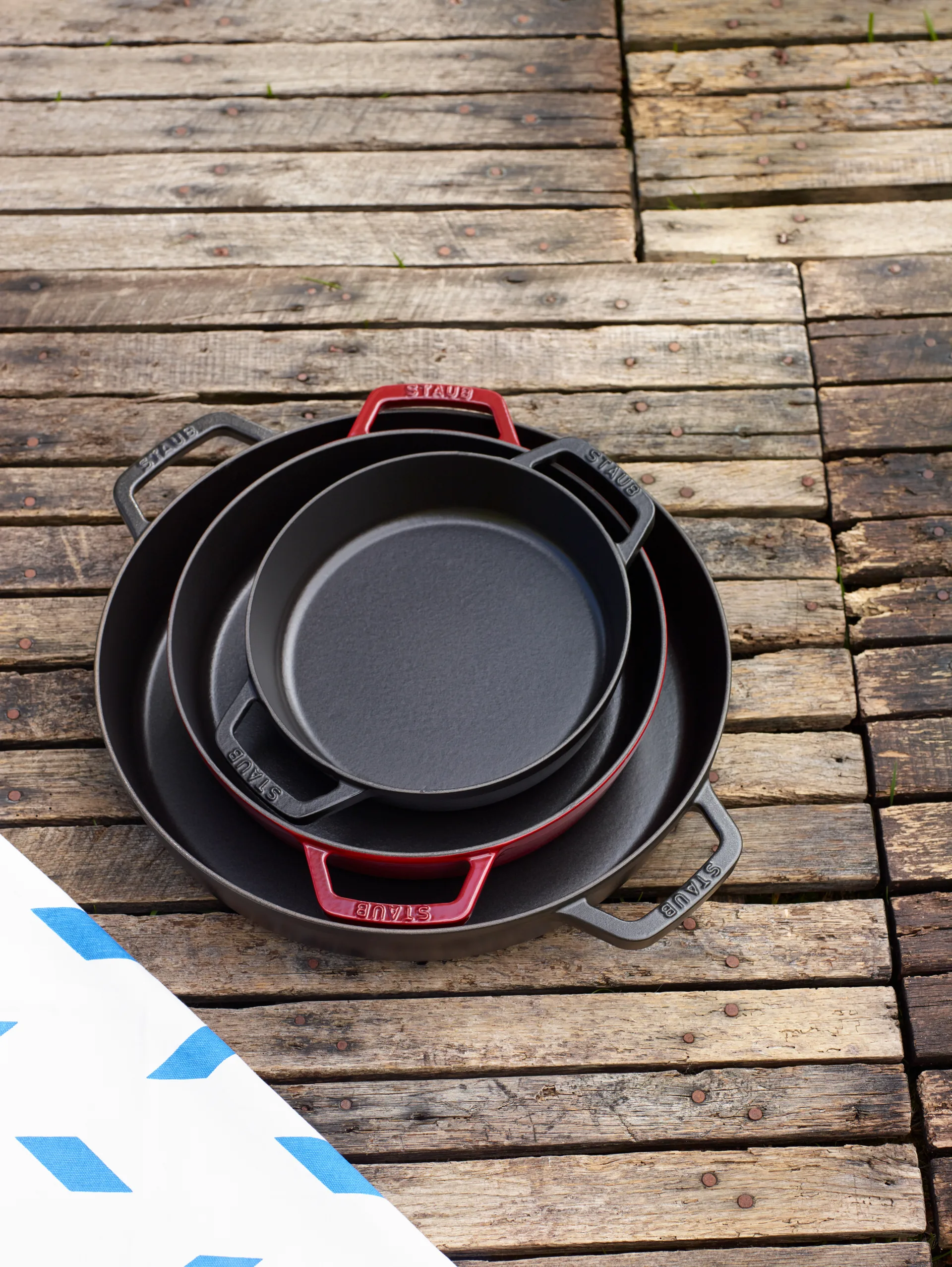 ストウブ パエリヤパン 鋳鉄 ハンドル 2個 Ø34 cm, Black STAUB | ストウブ