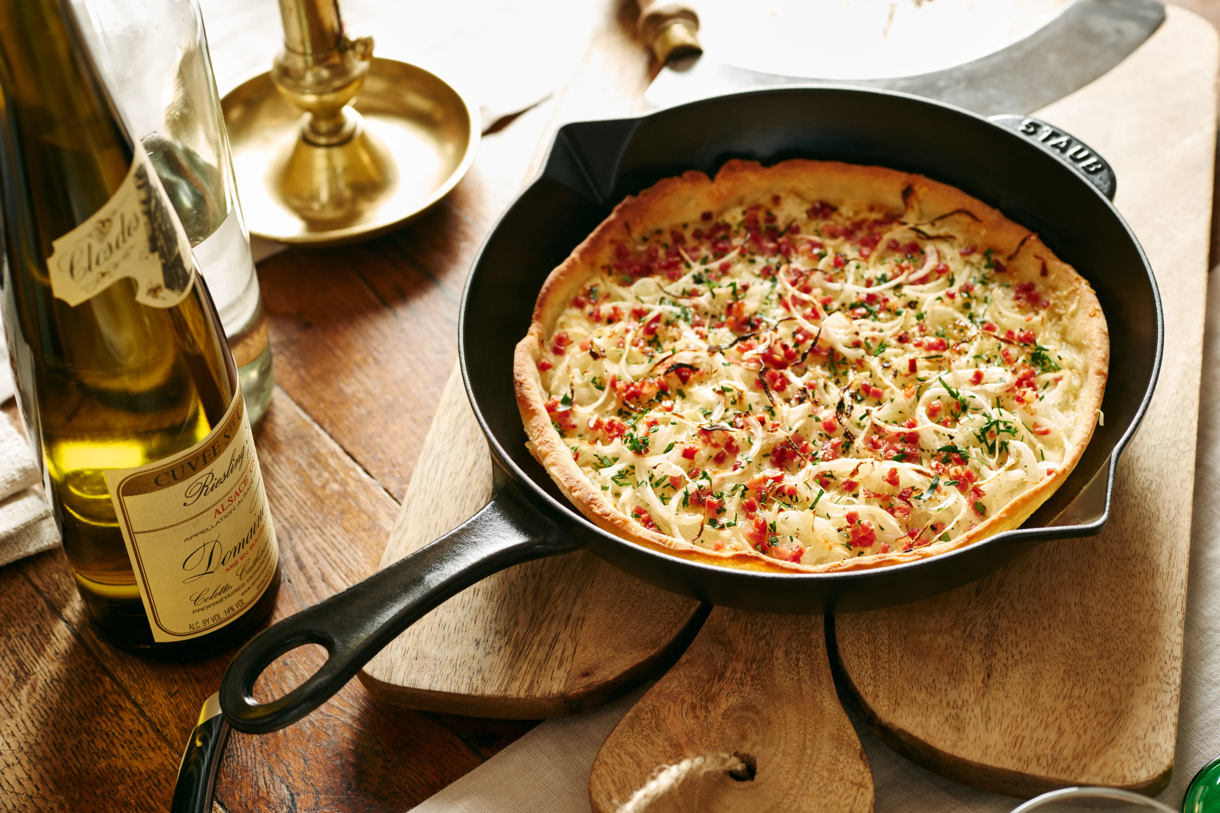 STAUB | ストウブ からのストウブ 鋳鉄 フライパン 注ぎ口付き Ø26 cm