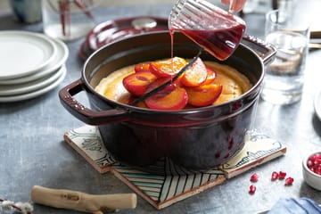 ストウブ  ラウンドココット 鍋 鋳鉄 2.6 L - Grenadine red - STAUB | ストウブ