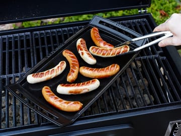 ストウブ ハンドル付き 鉄板焼きグリドル 38x25 cm - Black - STAUB | ストウブ