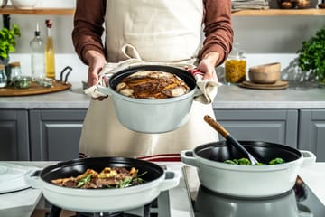 ストウブ 鍋 & ソースパンセット スタッカブル 5ピース  - White truffle - STAUB | ストウブ
