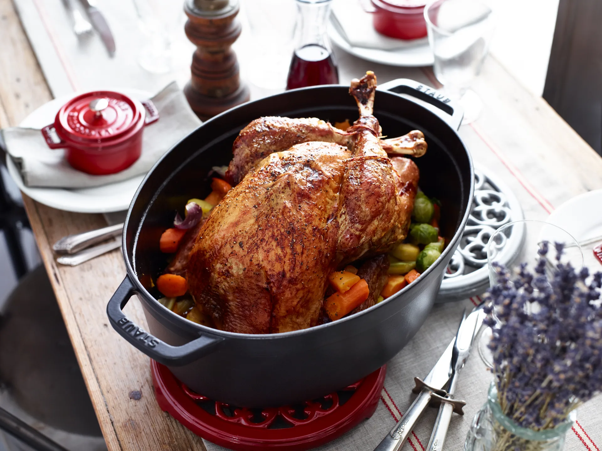 ストウブ  オーバルココット 鋼鉄 8 L, Black STAUB | ストウブ