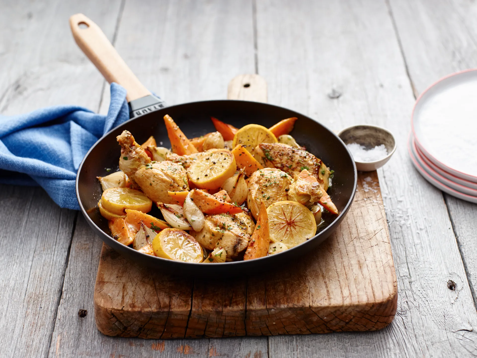 ストウブ フライパン 鋳鉄 bck light ウッドハンドル, Ø28 cm STAUB | ストウブ