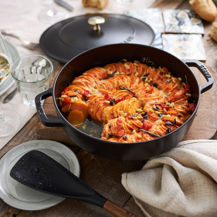 Chistera ソースパン Ø28 cm 3.7 L, Black STAUB | ストウブ