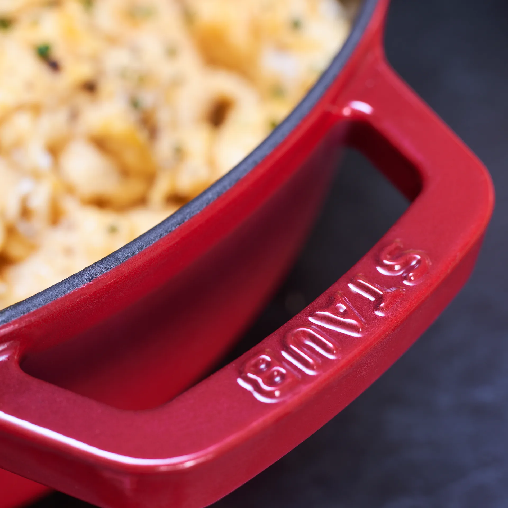 Chistera ソースパン Ø28 cm 3.7 L, Red STAUB | ストウブ
