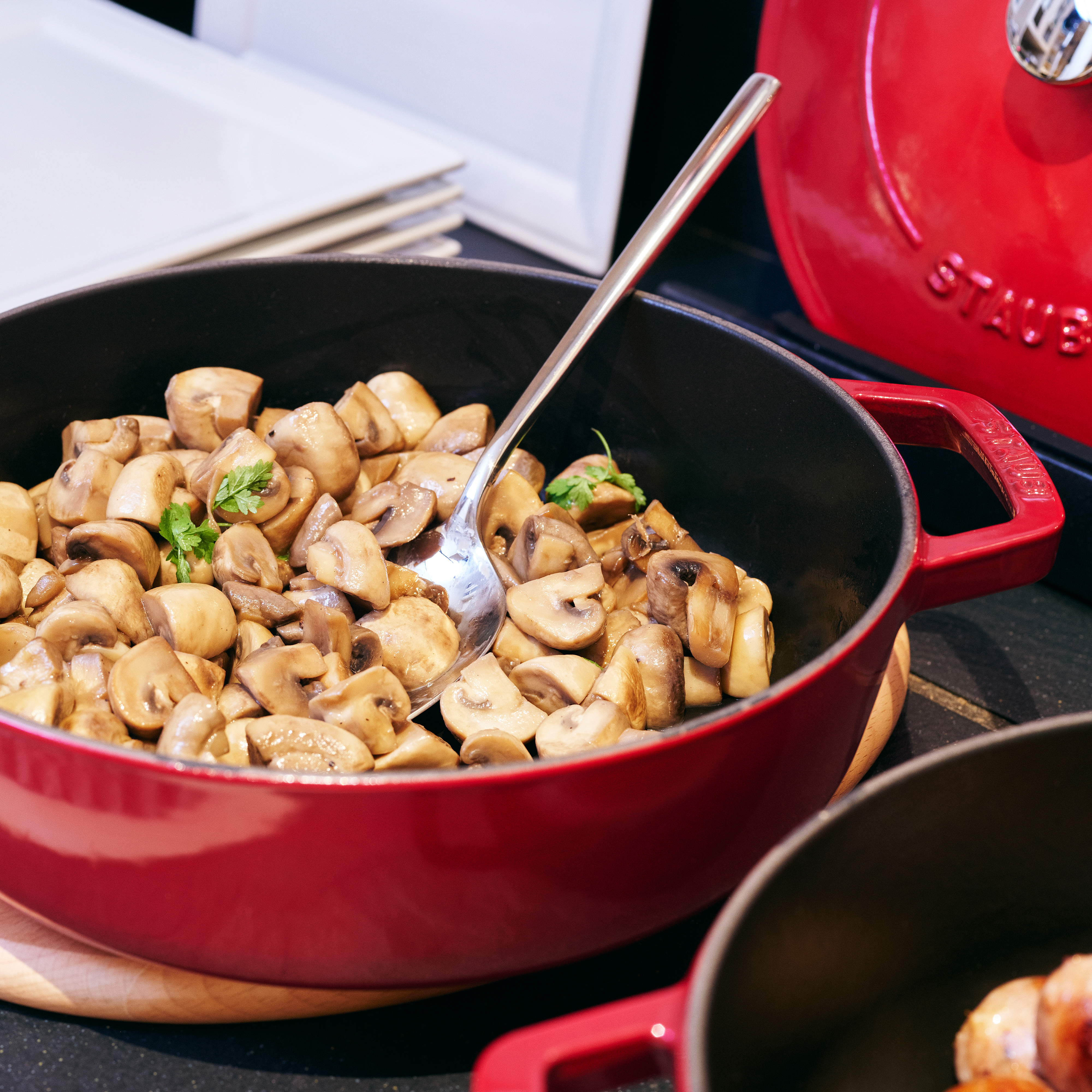 STAUB | ストウブ からのChistera ソースパン Ø28 cm 3.7 L STAUB | ストウブ からのChistera ソースパン Ø28 cm 3.7 L