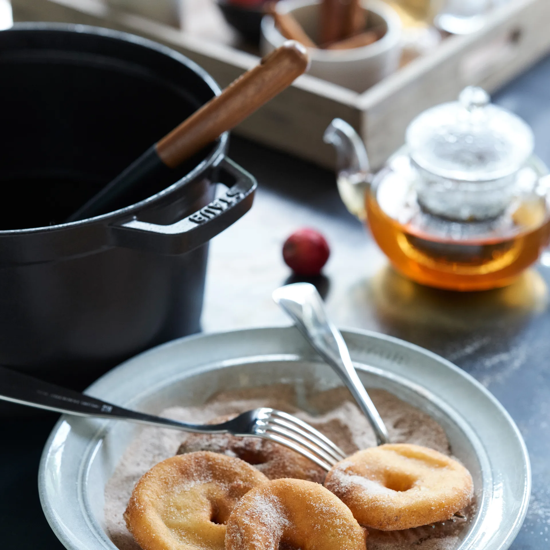 ストウブ ラウンドココット ディッシュ high 4.8 L, Mattblack STAUB | ストウブ