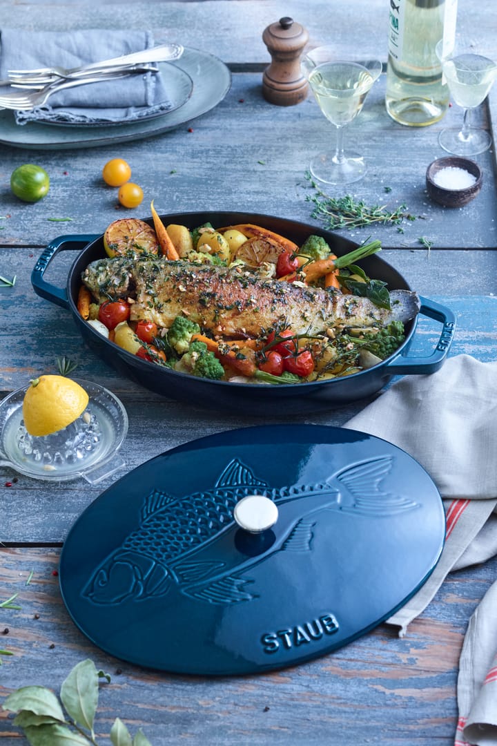 La Mer / ラ・メール オーバル キャセロール ディッシュ - エナメル3レイヤー, 32 cm STAUB | ストウブ