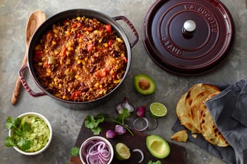 ストウブ ラウンドココット 鋳鉄 pot 6.7 L - Grenadine red - STAUB | ストウブ