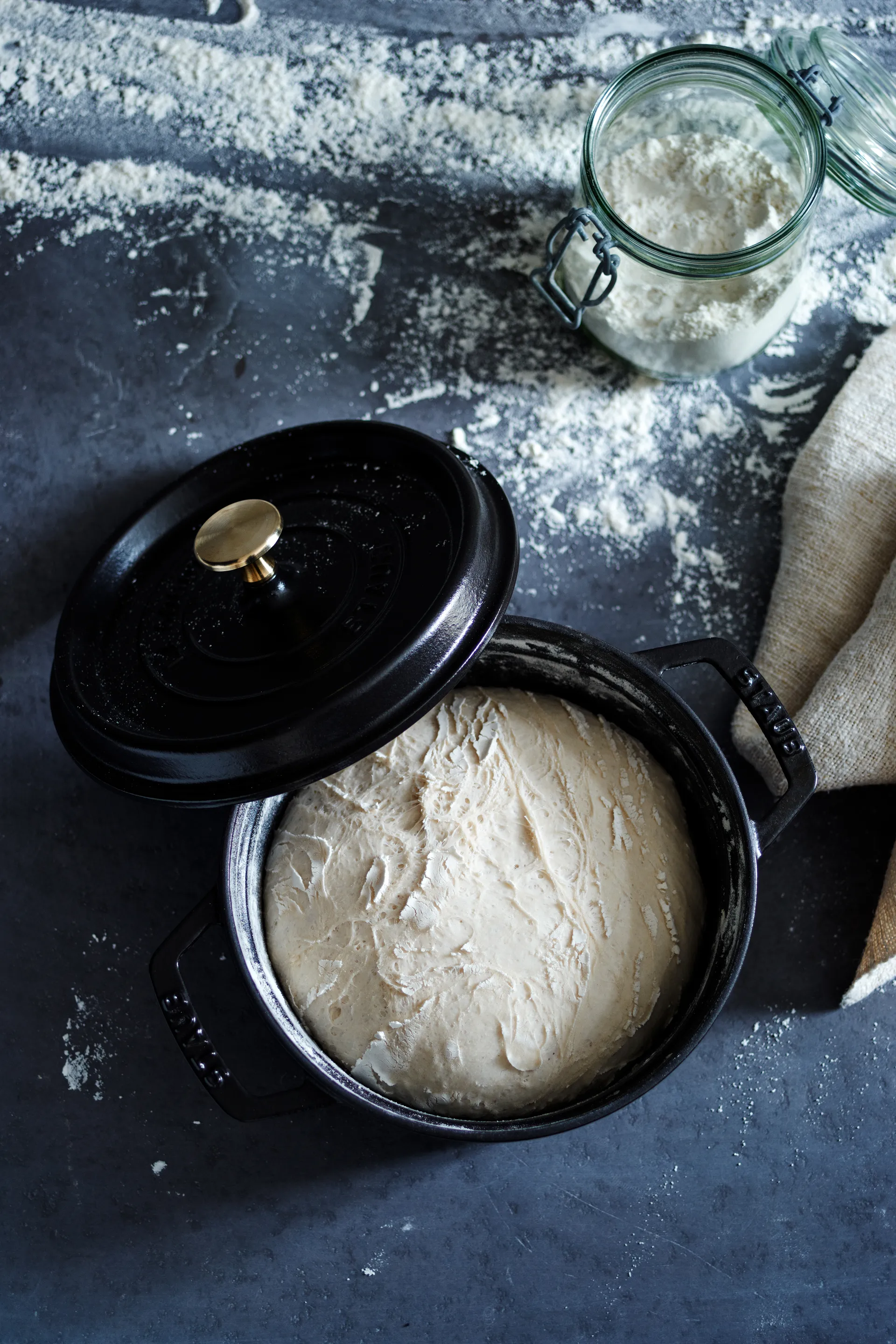 STAUB ラウンドココット ディッシュ 24cm, black STAUB | ストウブ