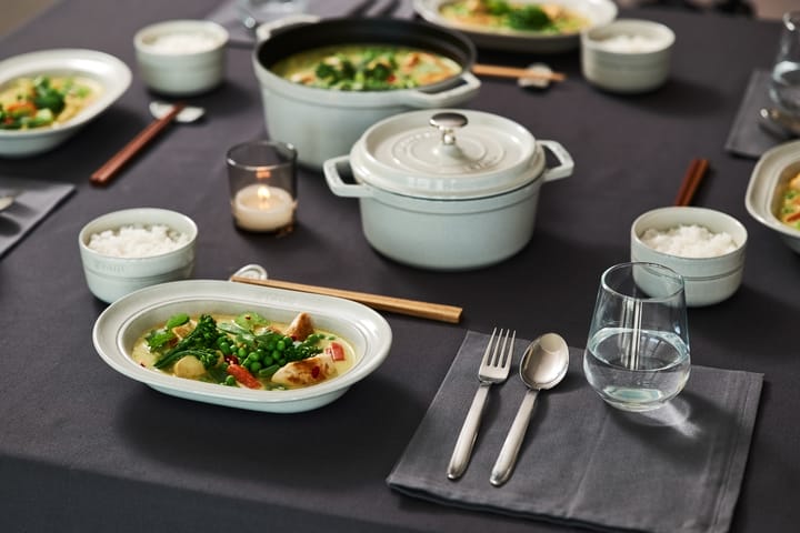 STAUB ニュー ホワイトトリュフ (カンパーニュ) ソーサー オーバル, 25 cm STAUB | ストウブ