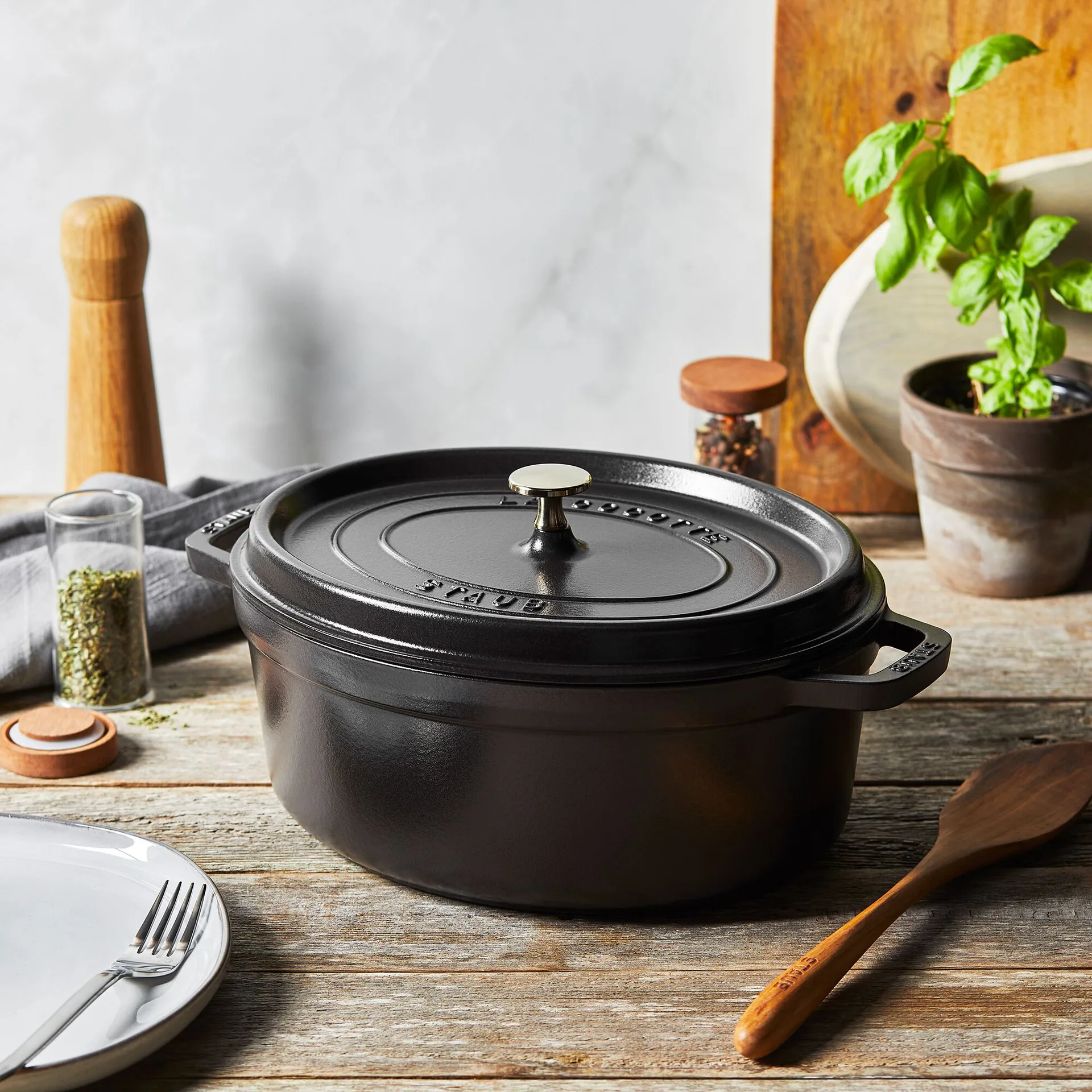 STAUB オーバル ココット ディッシュ 29cm, black STAUB | ストウブ